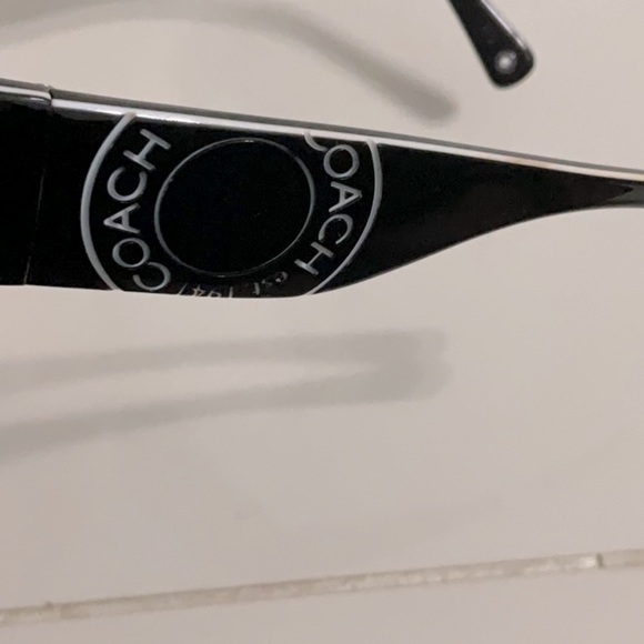 Coach Black Sunglasses - Picture 3 of 4